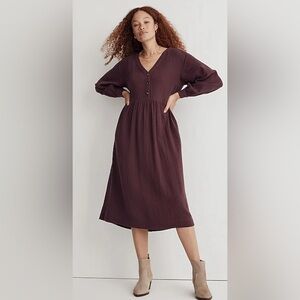 *NEVER WORN* Lightspun Button-Front Midi Dress